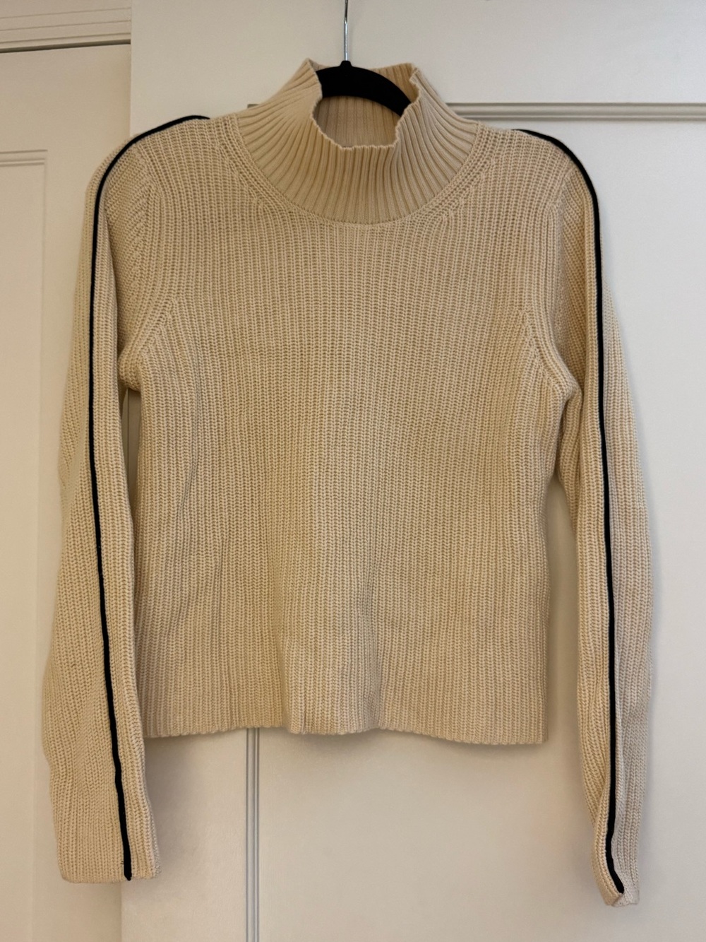 French Connection Ribbed Mock Neck Stripe Sweater | Cream/Black | Women’s S